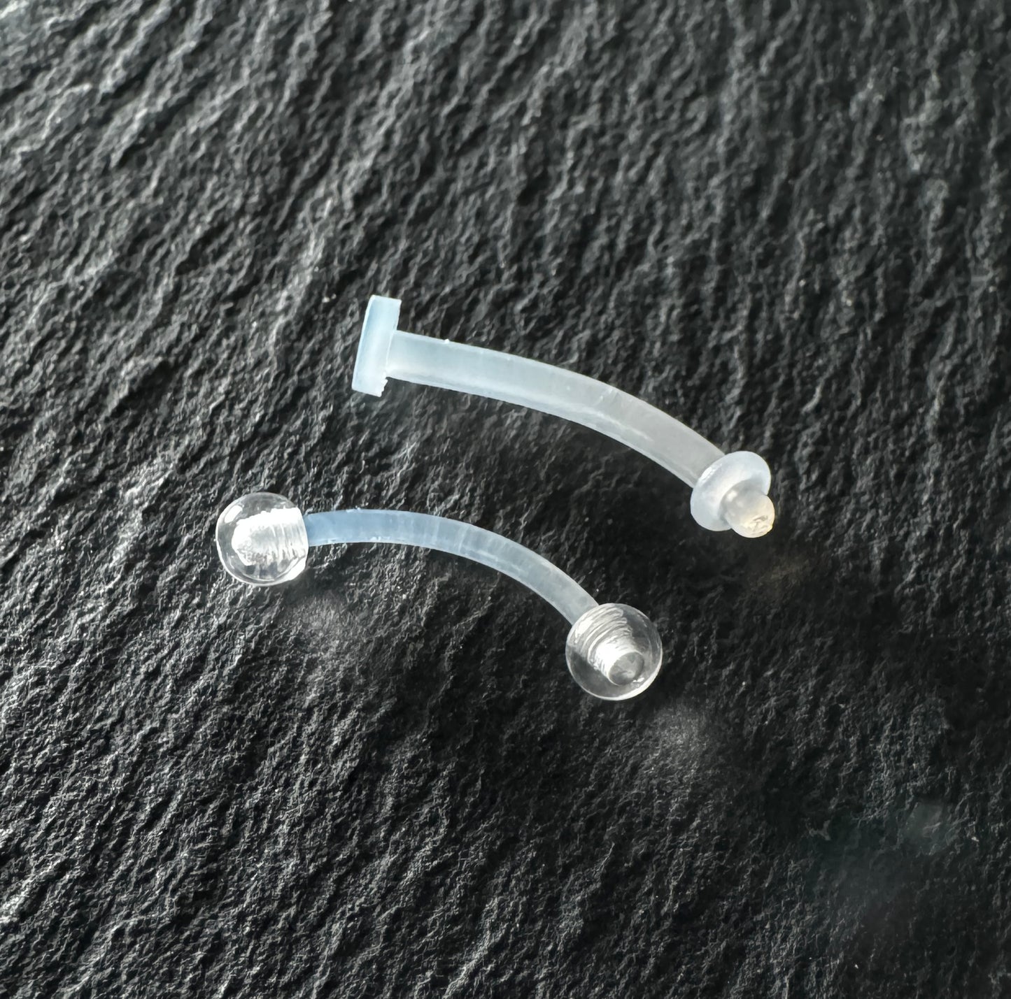 Retenues de Piercing en Bioplast