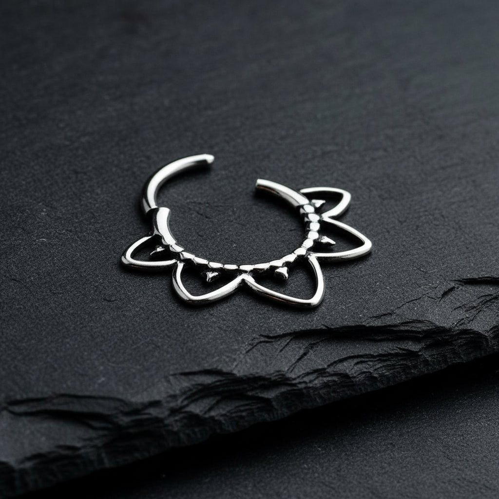 Flower Hinged Clicker Ring