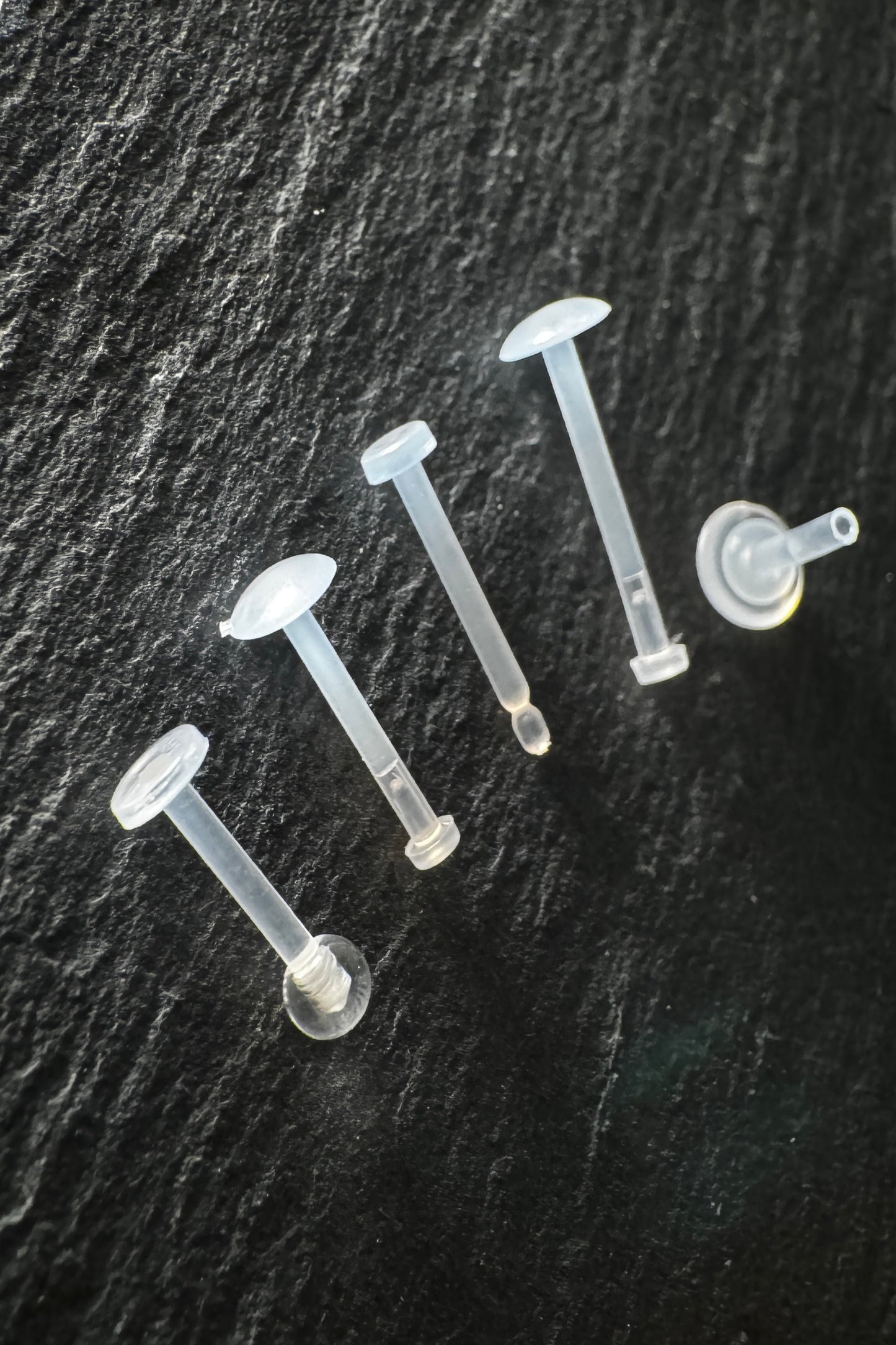 Retenedores de piercing de bioplasto