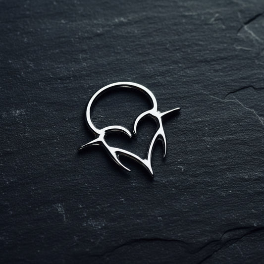 Anillo clicker de titanio Corazón de Plata