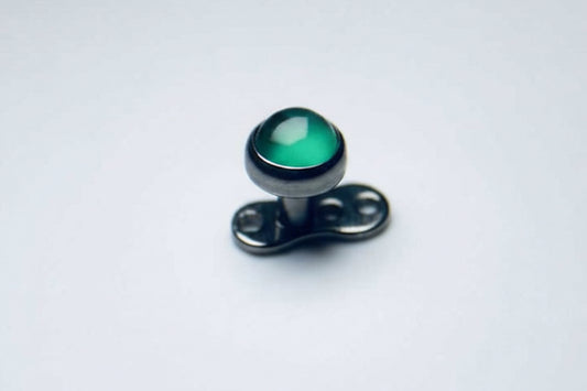 Green Titanium Flat Disc Dermal Top