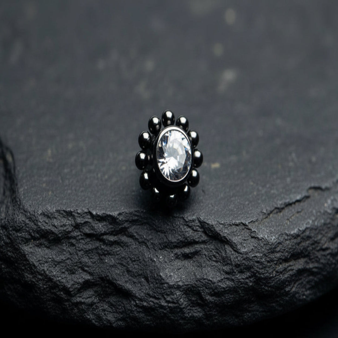 Dermal superior de flor de circonita cúbica