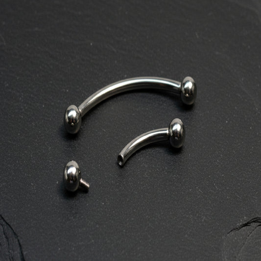 Curved Barbell with Ball Ends | 16G |