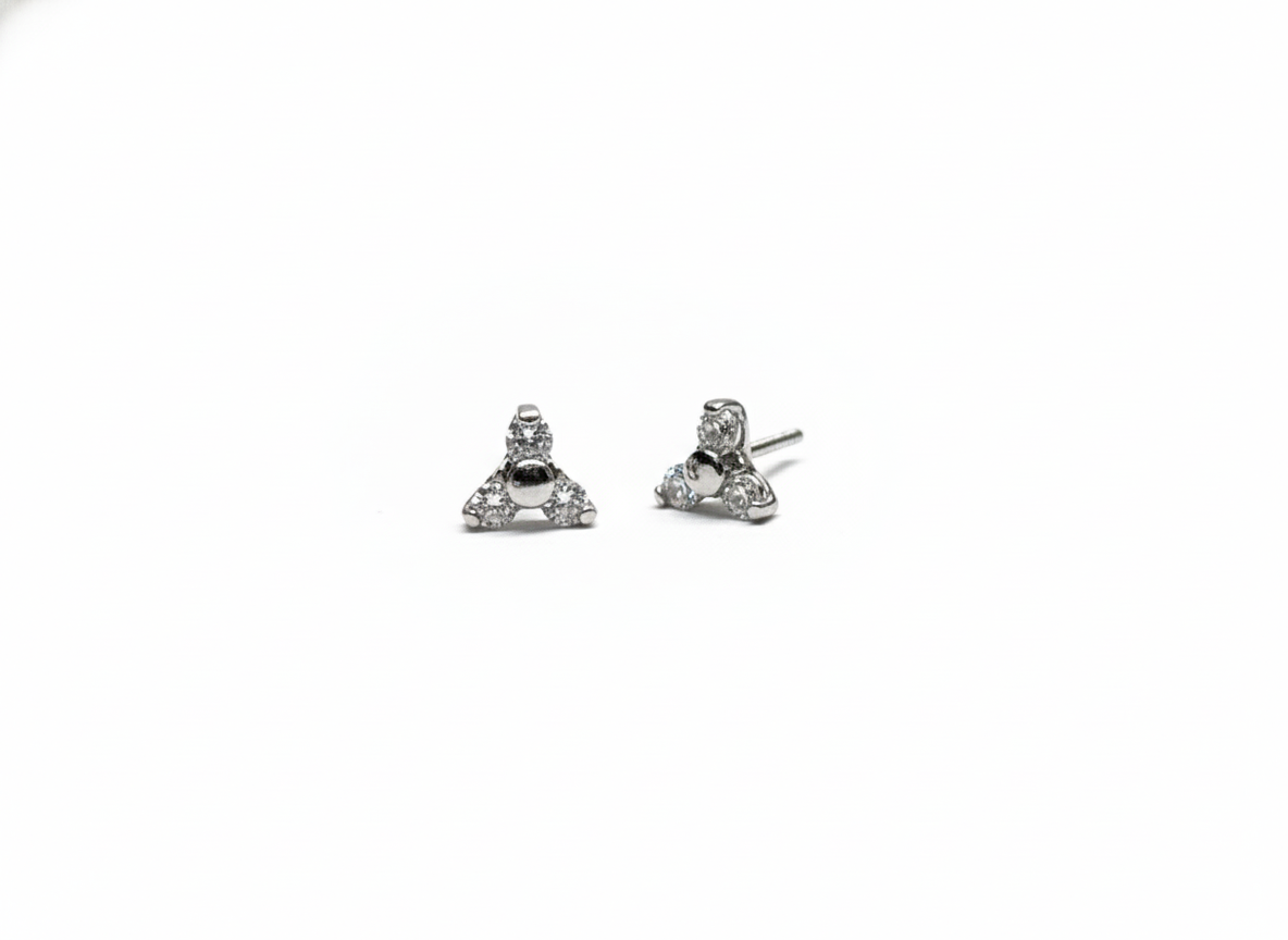 Triangle Cut CZ Threadless Labret Stud